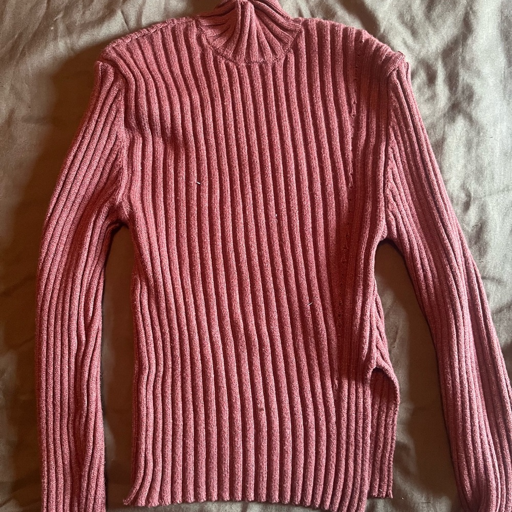 Elegant Brown Ribbed Turtleneck Sweater